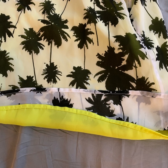 Palm tree tank top - Picture 5 of 5
